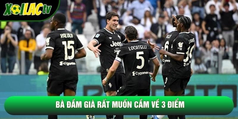 Bà đầm già rất muốn cầm về 3 điểm Bà đầm già rất muốn cầm về 3 điểm